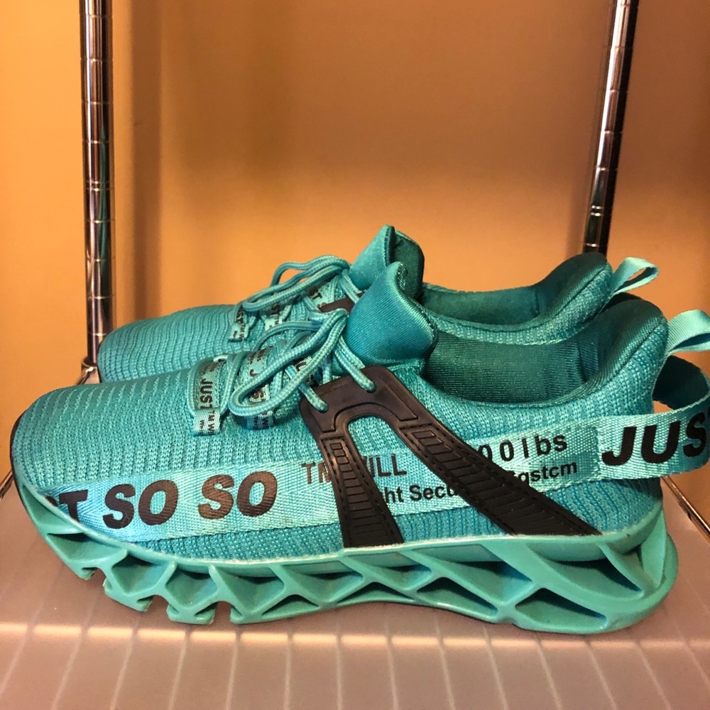 Just So So, UMYOGO Turquoise 9.5 Woman’s Sneakers